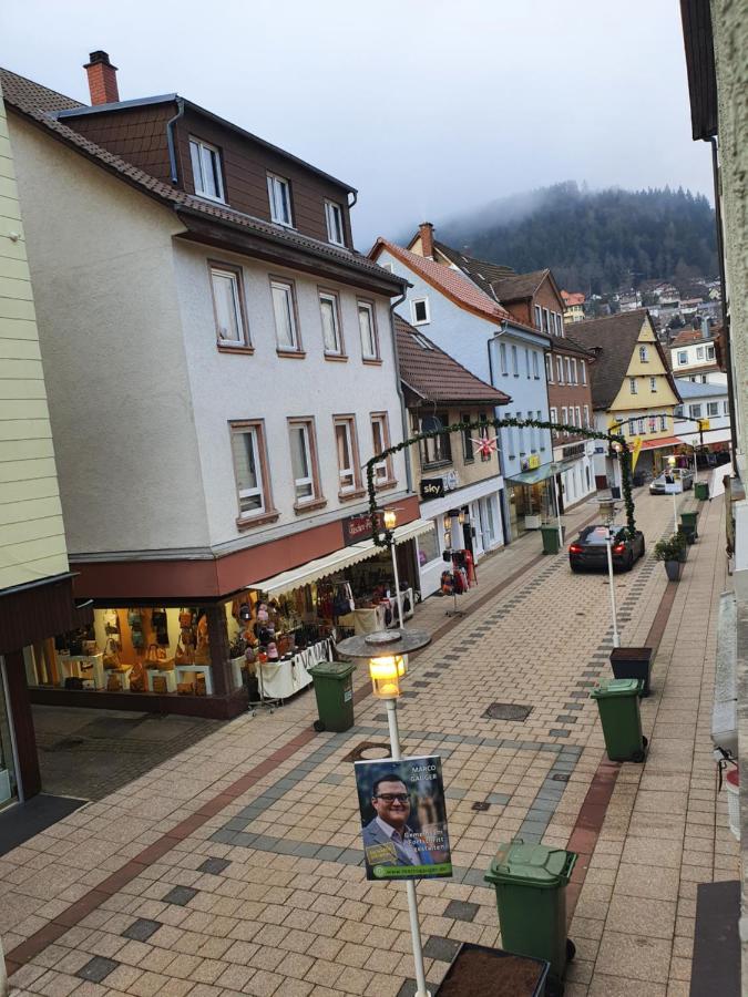 Ferienwohnung Nina Direkt In Zentrum Bad Wildbad Exteriör bild